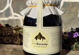 MielEzcaray gana el premio a la mejor miel de zarza elaborada en España