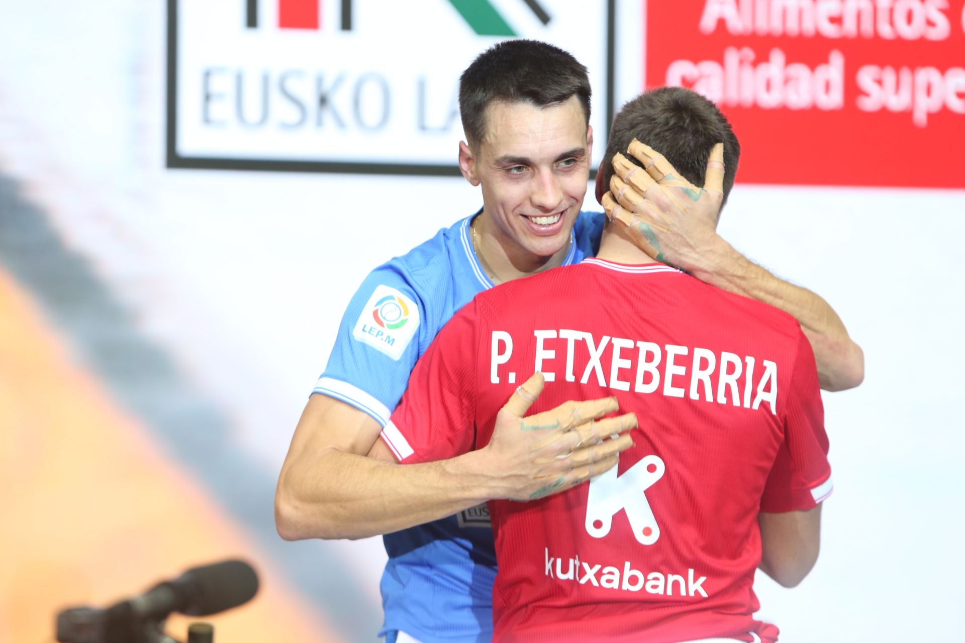 El ambiente durante la final del Cuatro y medio