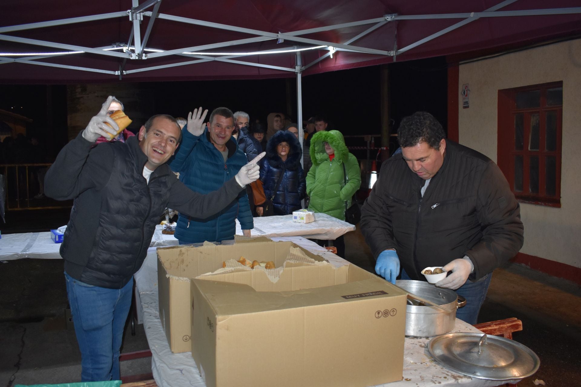 Las imágenes de la fiesta del &#039;Joven de Noviembre&#039; en Ausejo