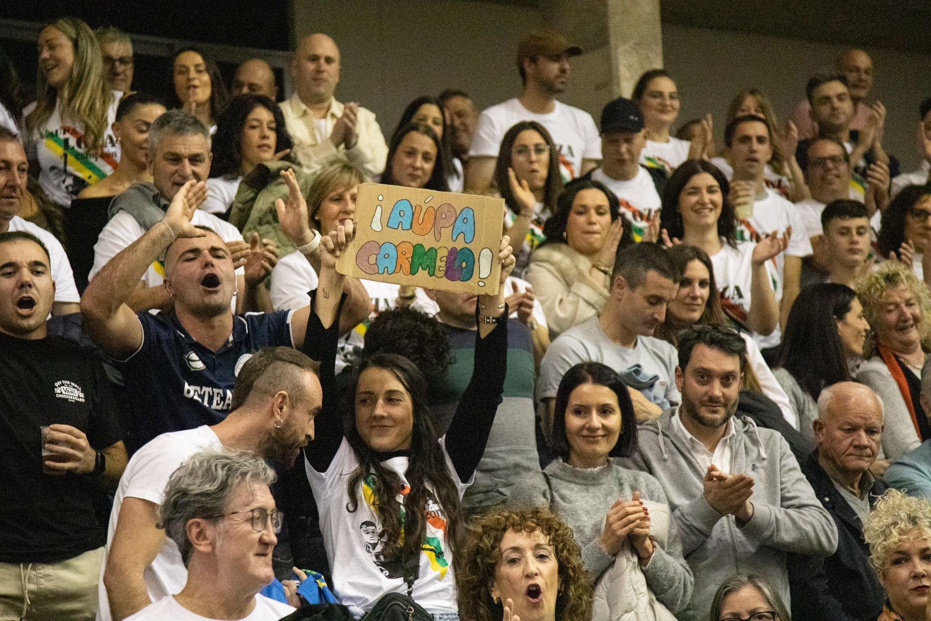 Las imágenes del debut de Carmelo Loza