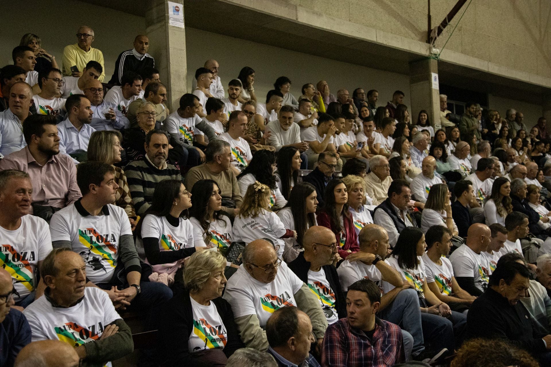 Las imágenes del debut de Carmelo Loza