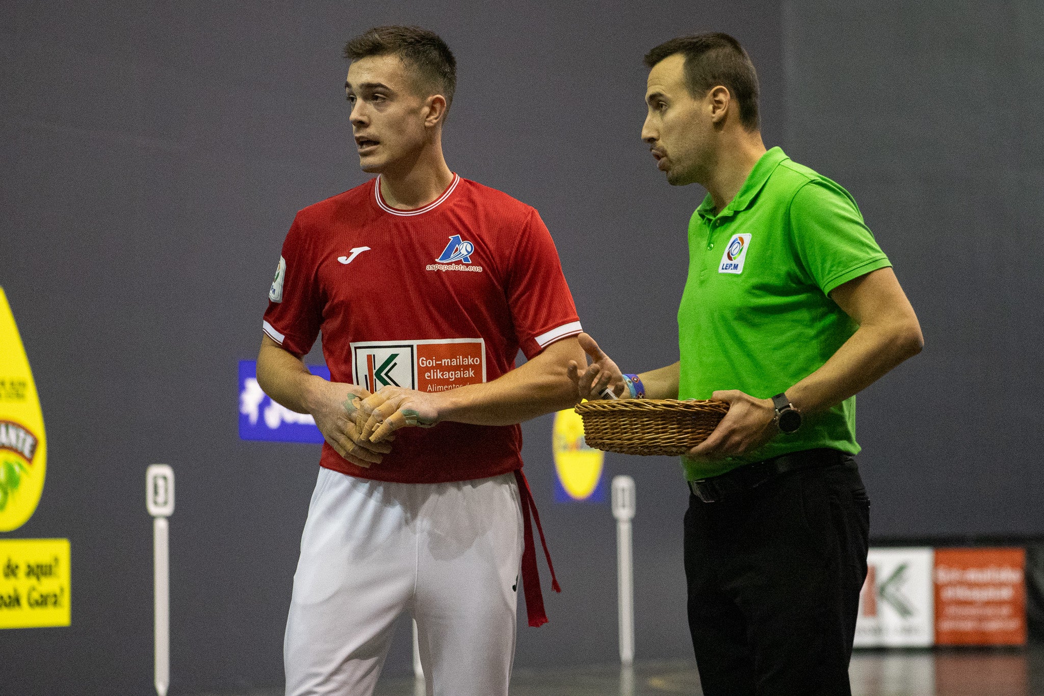 Las imágenes del debut de Carmelo Loza