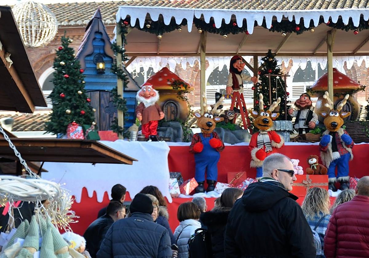Espectáculo de 'Navilandia' del pasado año, en la plaza del Raso.