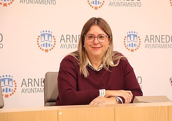 La alcaldesa de Arnedo, durante la Junta de Gobierno Local.