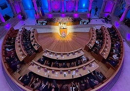 Acto en el Parlamento el 25N.