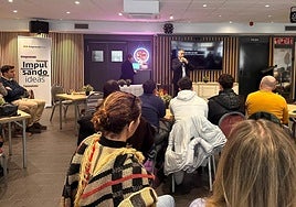 Demetrio Domínguez, del Victoria, fue uno de los ocho emprendedores que compartieron su experiencia.