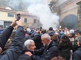 Arnedillo revive la procesión del Humo