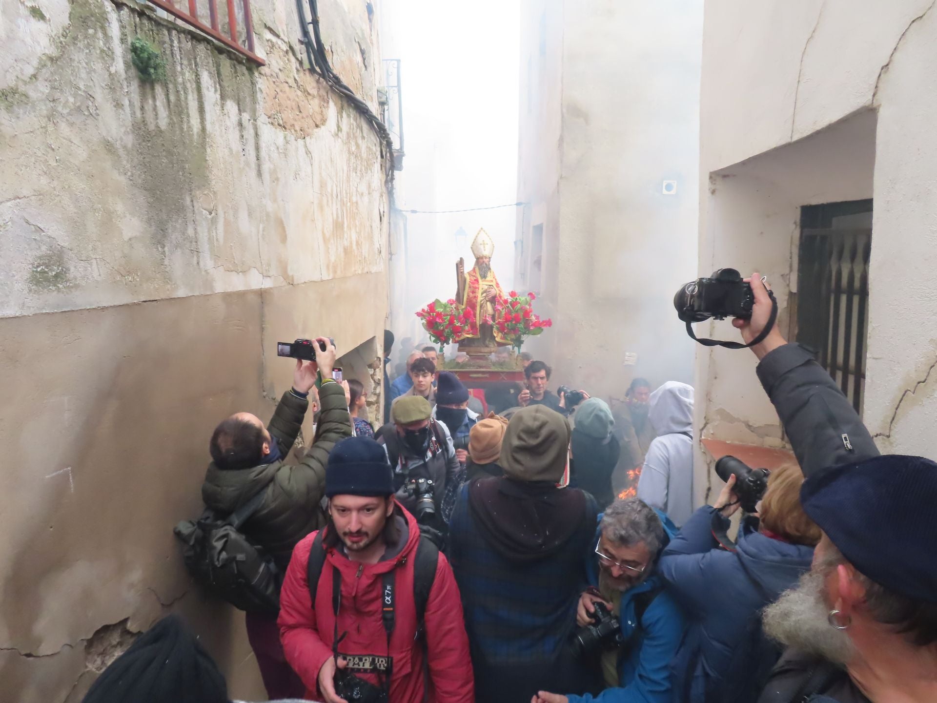 Arnedillo celebra la procesión del humo