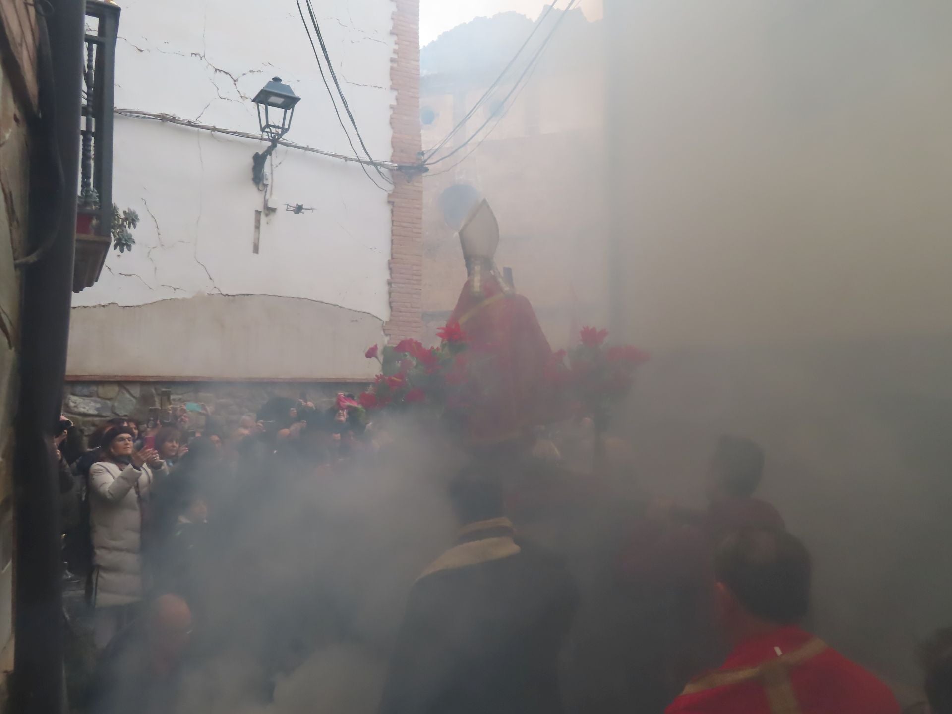 Arnedillo celebra la procesión del humo