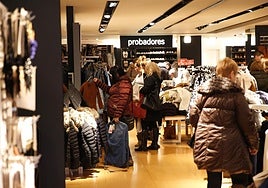 Estos son los días festivos en los que abrirán los comercios riojanos en 2026