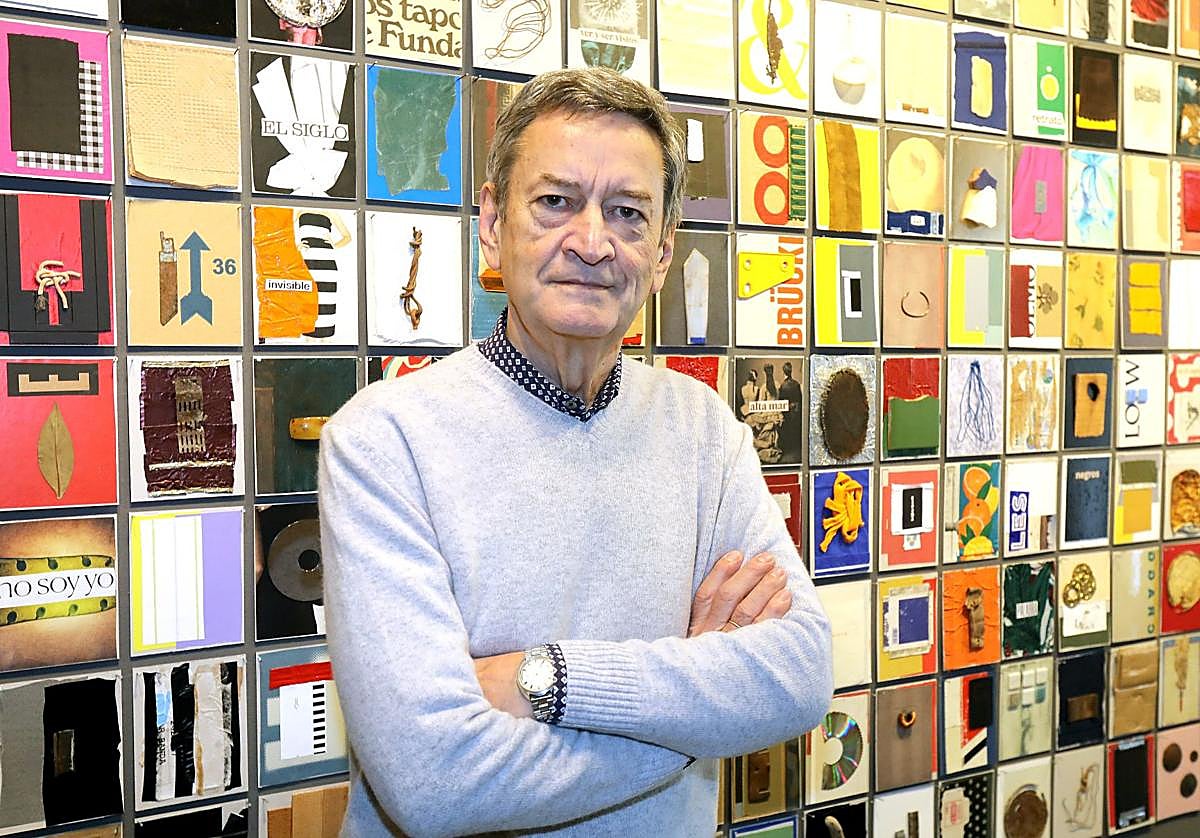 Francisco Gestal posa ante sus 180 'breves bellezas muertas.