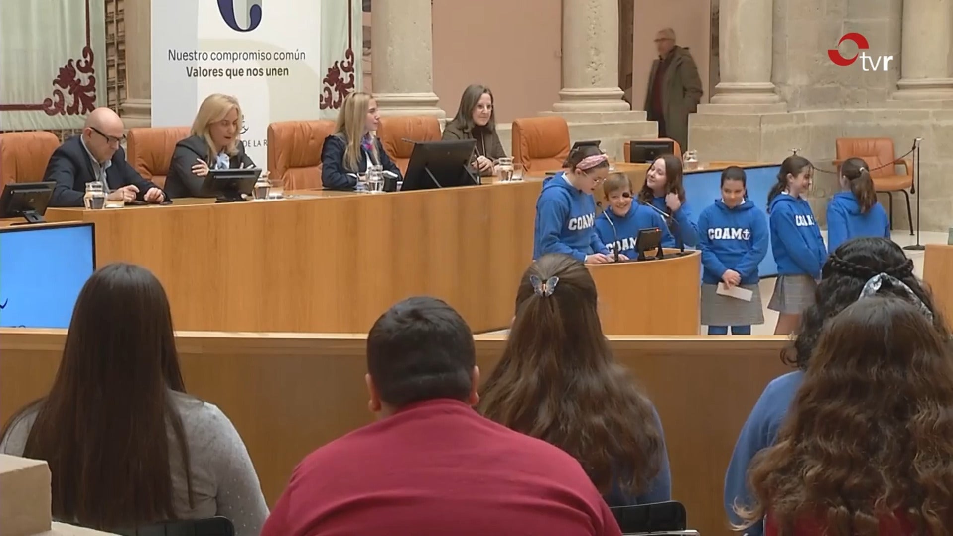 La Constitución vuelve a oírse con voz de niño