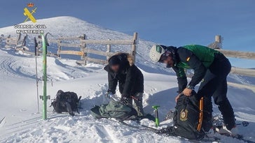 El joven fue ayudado por la Guardia Civil de Montaña.