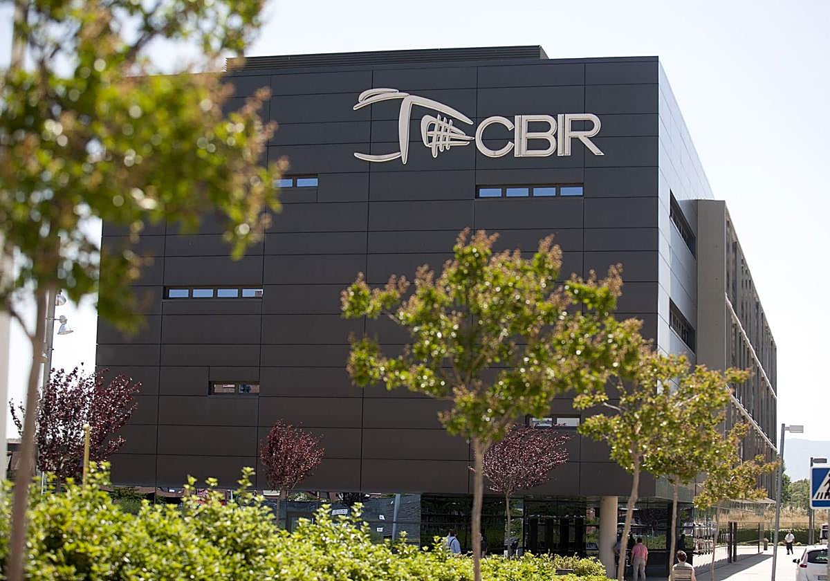 Hallado un cadáver ahorcado en el aparcamiento subterráneo del Cibir