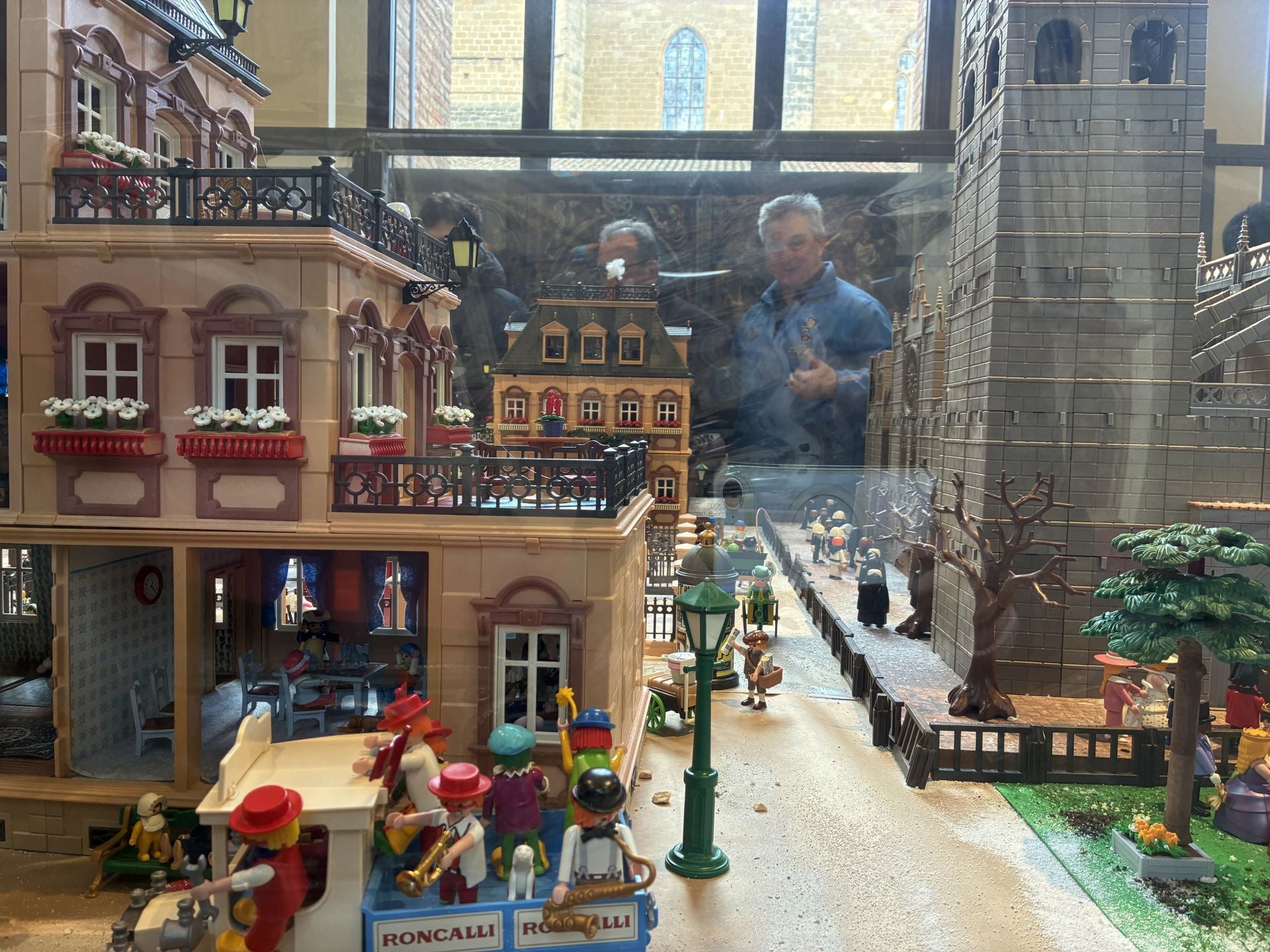El Belén de Playmobil vuelve a la catedral de Santo Domingo