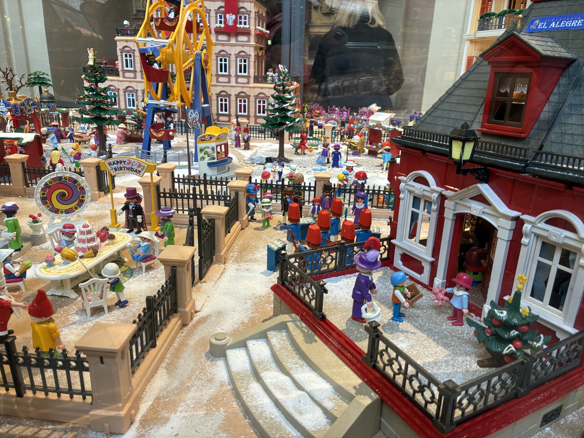 El Belén de Playmobil vuelve a la catedral de Santo Domingo