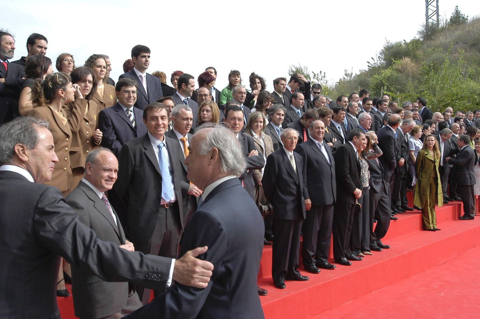 El rey Juan Carlos inauguró la icónica bodega de Rioja de Frank Gehry
