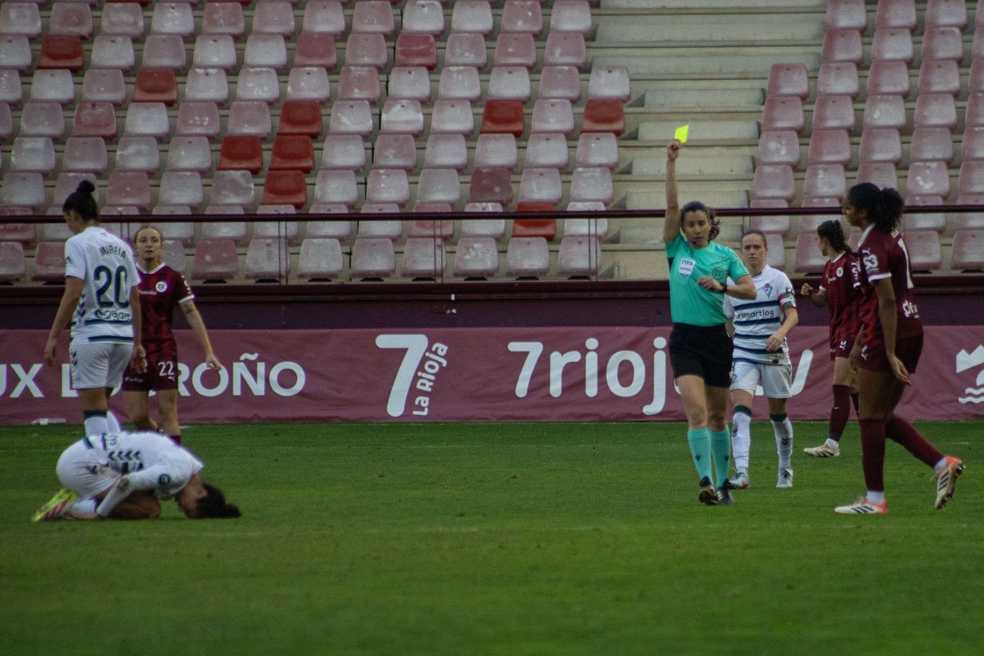 El Dux pierde ante el Eibar en Las Gaunas