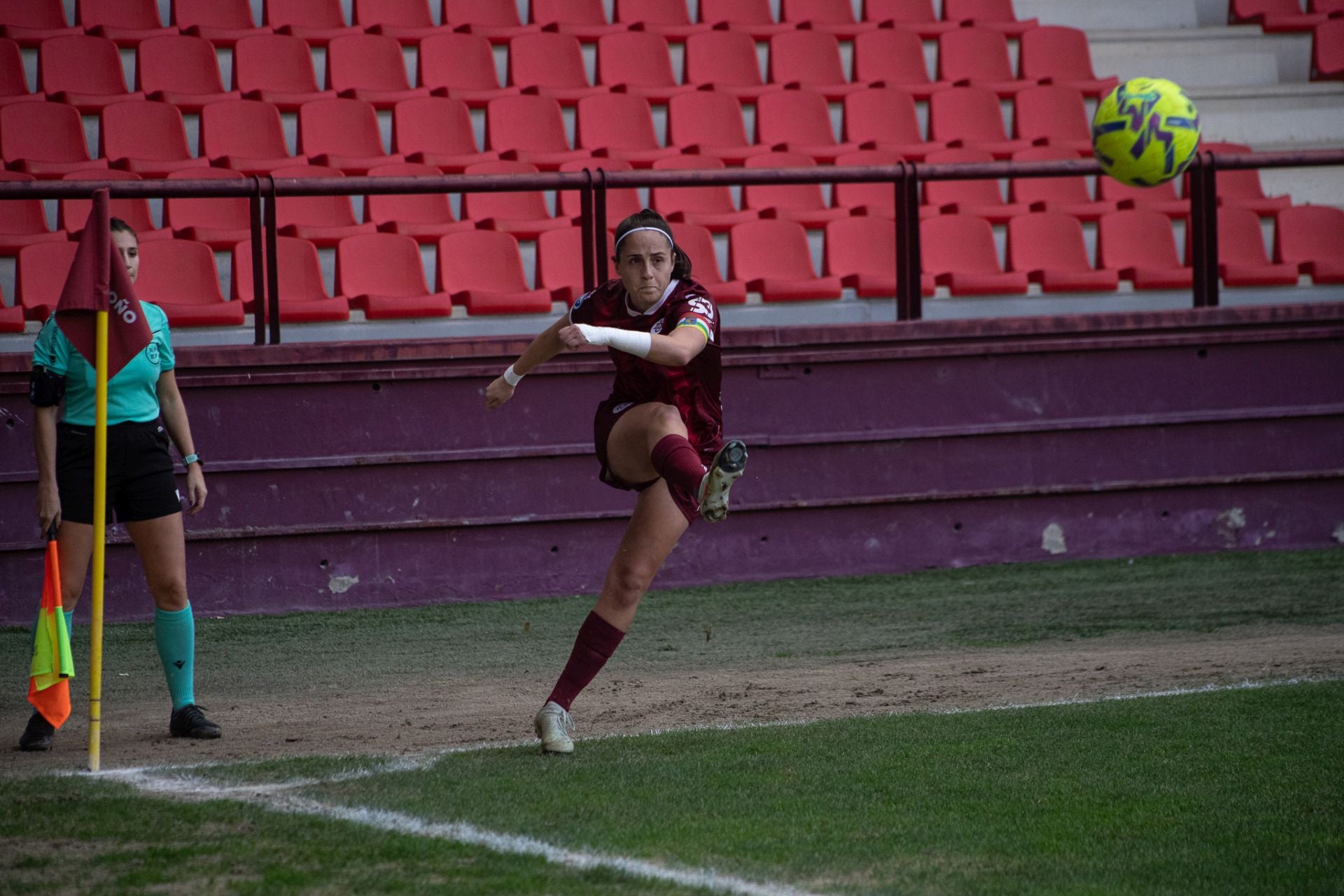 El Dux pierde ante el Eibar en Las Gaunas