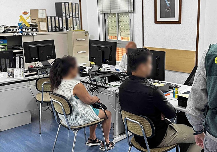 Investigado tras intentar casarse con una mujer de 68 años que conoció en un parque