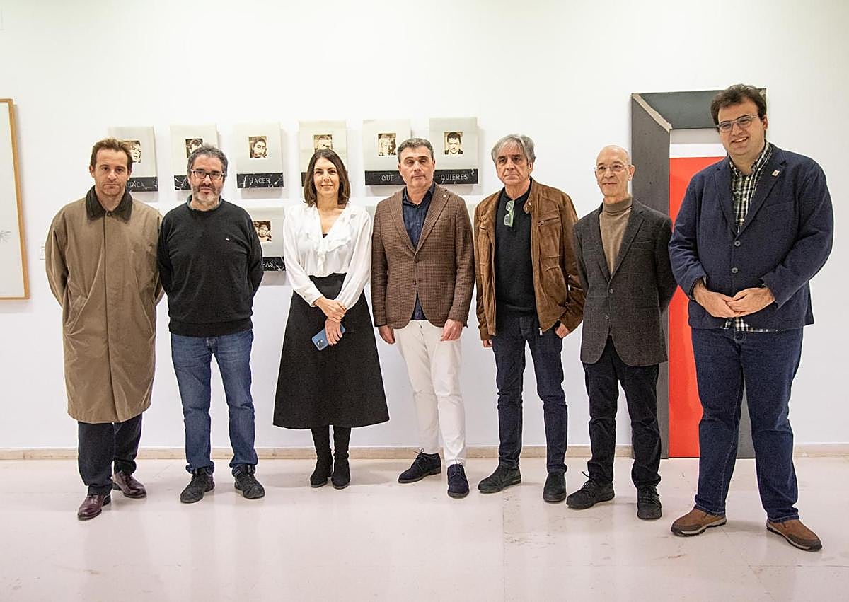 Imagen secundaria 1 - Detalles de la exposición y algunos de sus organizadores y protagonistas.