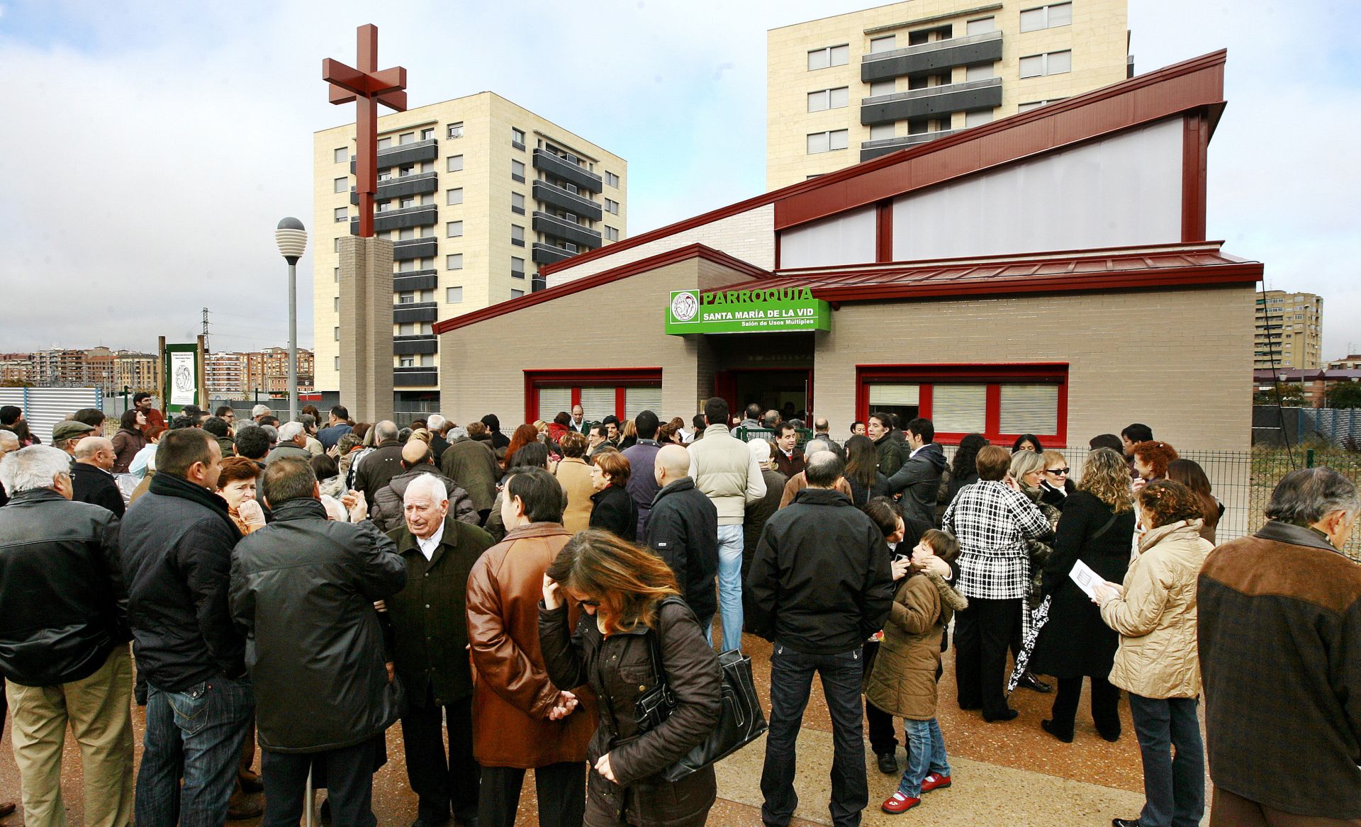 Inauguración de la parroquia de Cascajos en 2009.