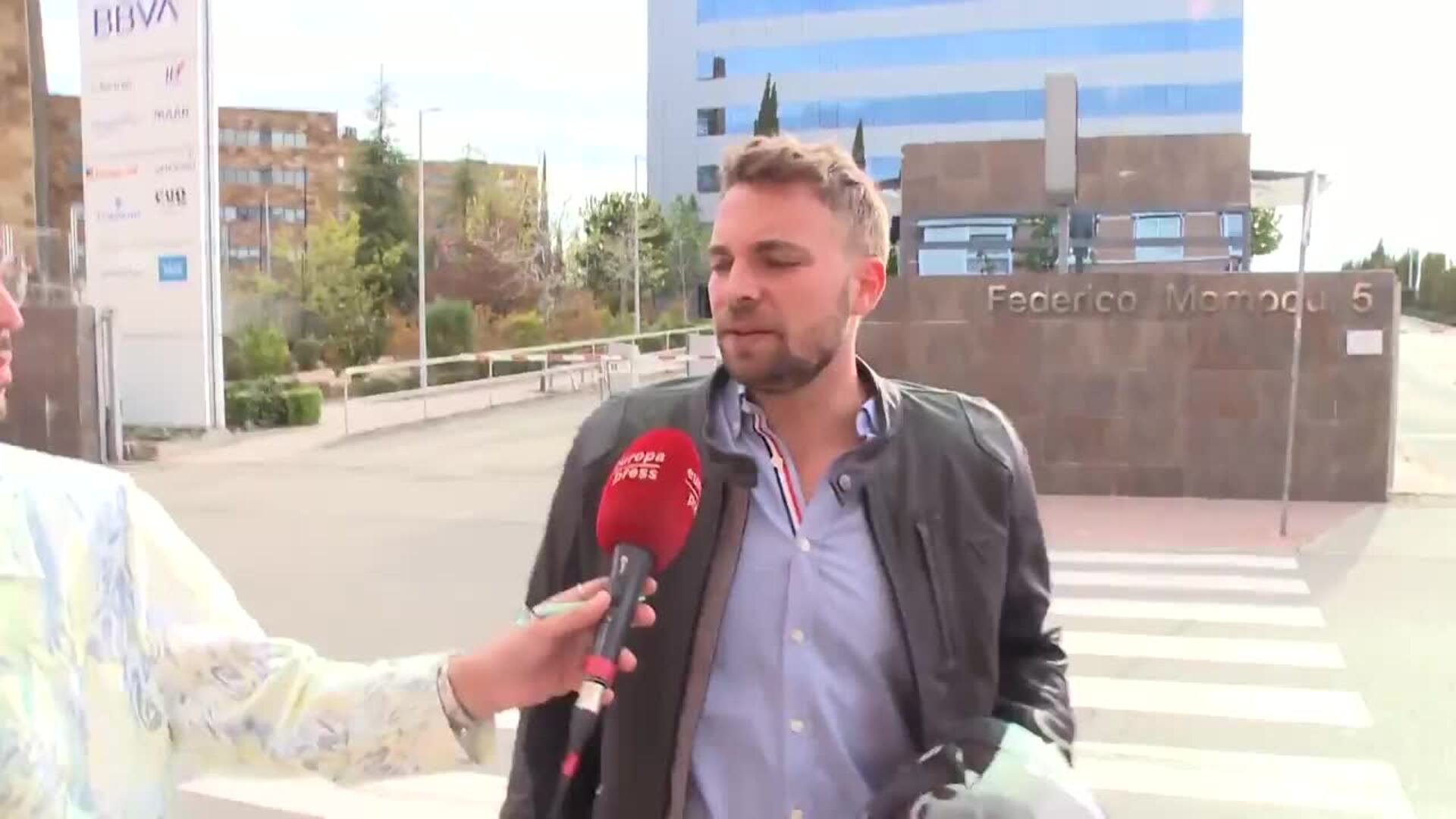 José María Almoguera responde rotundo al dardo de su prima Alejandra Rubio