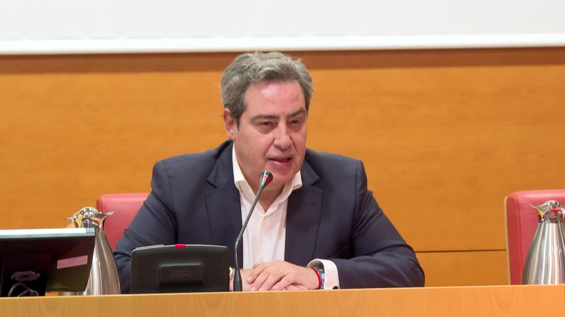 Vox dice que "no hay negociaciones" para acordar sucesor de Mazón y pide al PP "que se aclare"