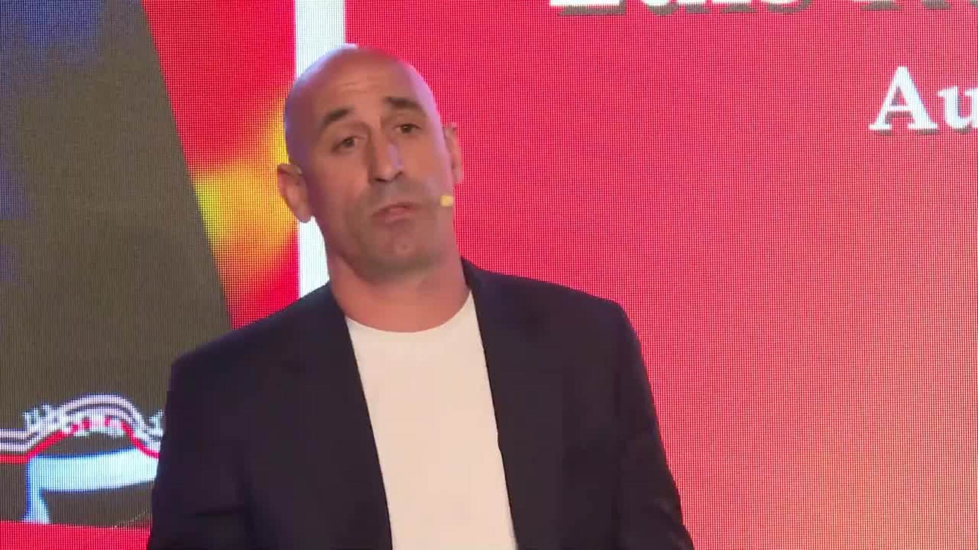 Rubiales afirma que Louzán está "totalmente entregado e inclinado a Javier Tebas"