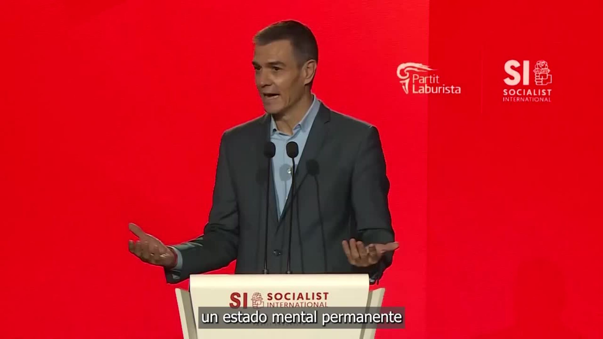 Sánchez acusa a la derecha de un 'Black Friday' constante poniendo en venta la democracia