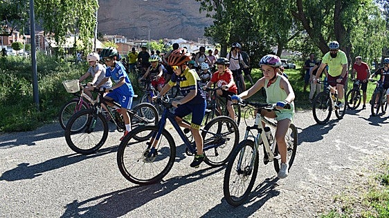 El Día de la Bici por la Vía Verde del Cidacos contó con 75 participantes