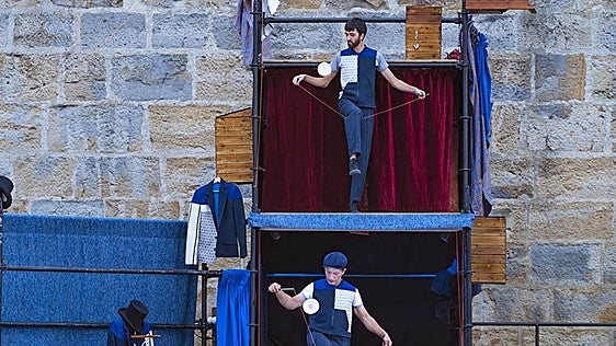 Los diábolos de Zirkozaure abren en Logroño la octava edición de Camino Escena Norte