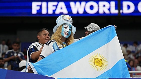 Argentinos y españoles