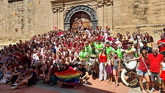 Cohetes, zurracapote, caramelos y '¡agua va!'