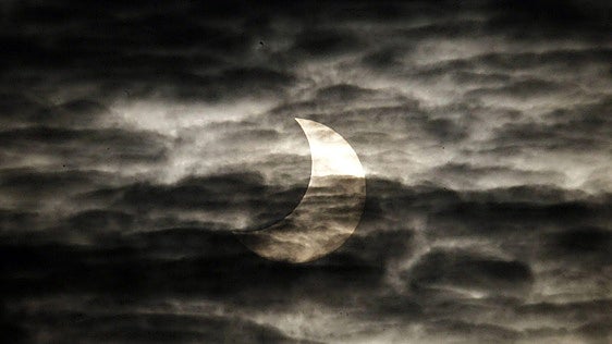 ¿A qué hora exacta será el eclipse en tu pueblo?