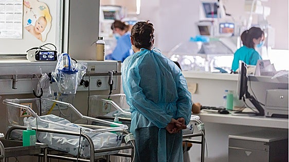 Cuatro de cada diez bebés riojanos son hijos de madres de 35 o más años