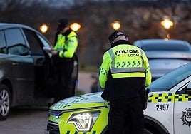 Un agente de la Policía Local de Logroño, en una imagen de archivo.