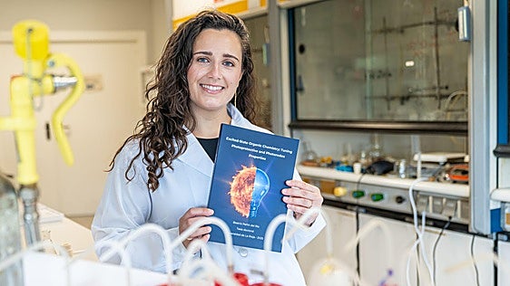 Beatriz Peñín del Río obtiene el Premio a la Mejor Tesis Doctoral en Fotoquímica