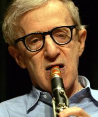 Woody Allen pone su clarinete al servicio de las víctimas del huracán Katrina