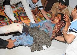 Al menos 50 muertos y 110 heridos en un doble ataque suicida contra un santuario paquistaní