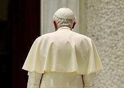 benedicto XV, en los pasillos del Vaticano./ Archivo