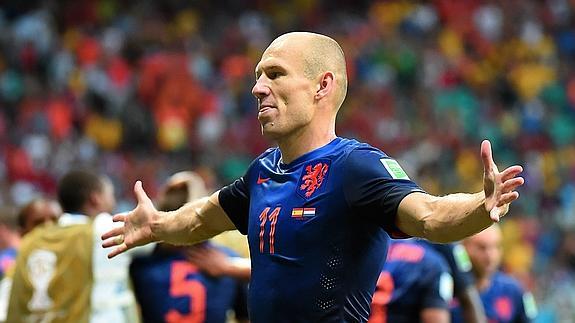 Robben celebra uno de sus goles. 