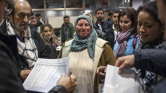 Un grupo de inmigrantes sirios que buscan asilo en España. 