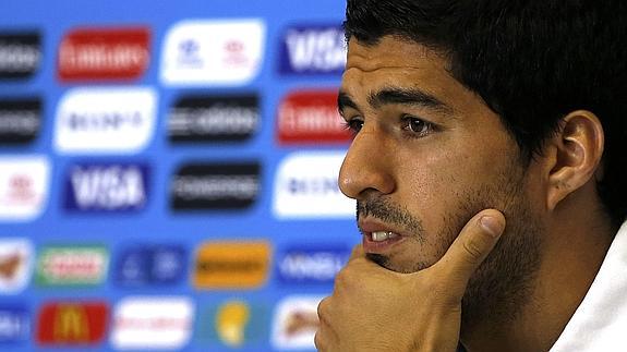 Luis Suárez, en una rueda de prensa. 