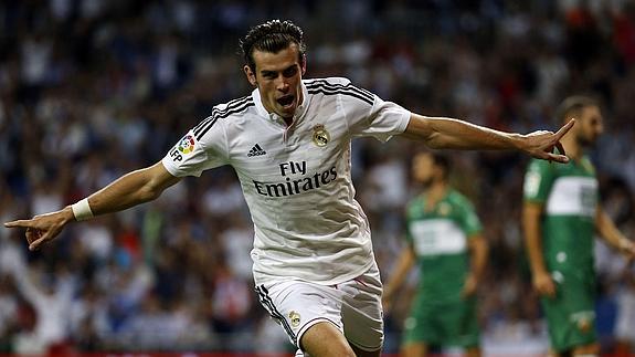 Gareth Bale celebra un gol contra el Elche. 