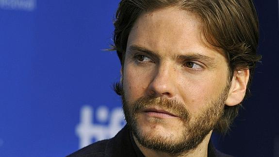 Daniel Brühl. 