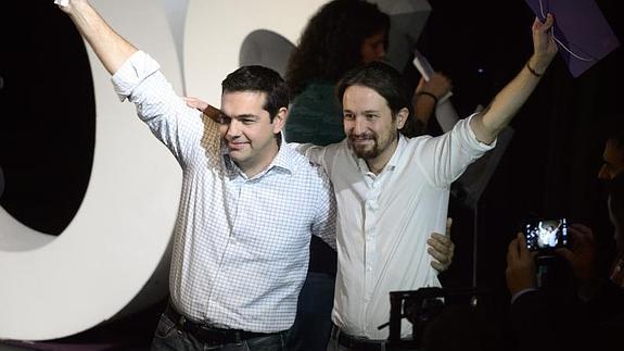 Alexis Tsipras, junto a Pablo Iglesias.