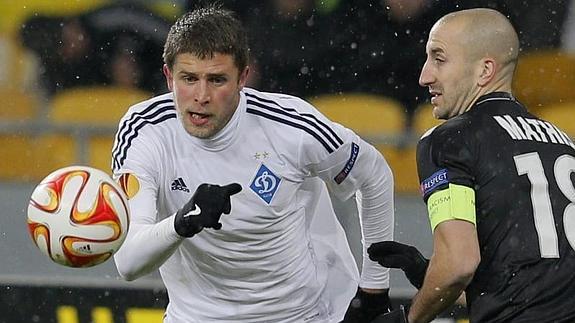 Partido entre el Dinamo de Kiev y el Guingamp. 