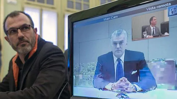 Bárcenas declara por videoconferencia en el caso del hospital Son Espases.