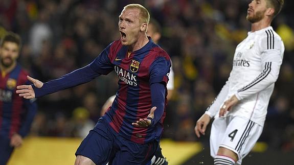 Mathieu celebra su gol. 